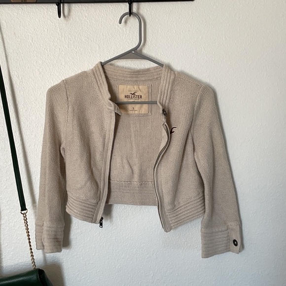 Hollister Zip Up Crop Jacket - Picture 5 of 5